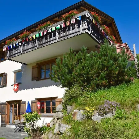 Monami Klosters, Apt. Kunterbunt Apartment